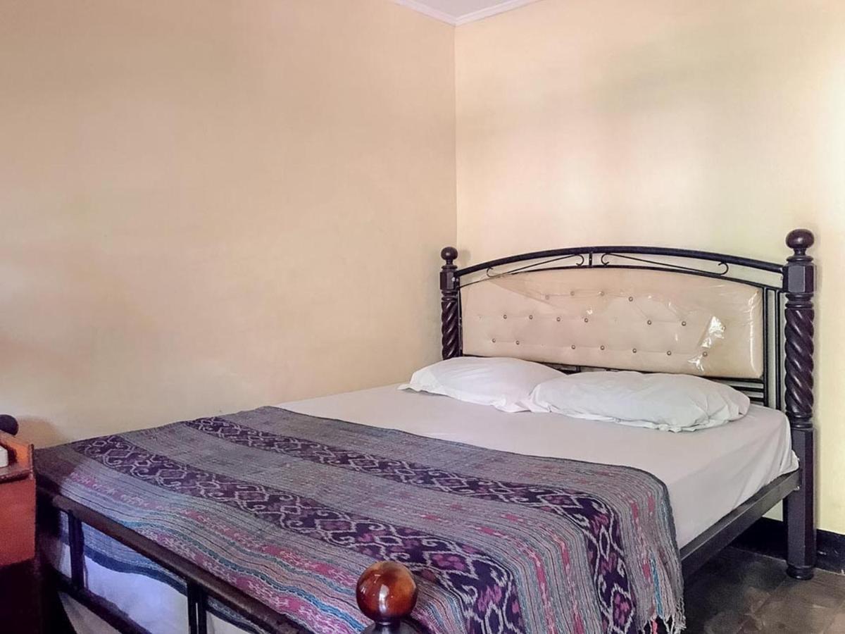 Oka Homestay Mitra Reddoorz Mataram Kültér fotó