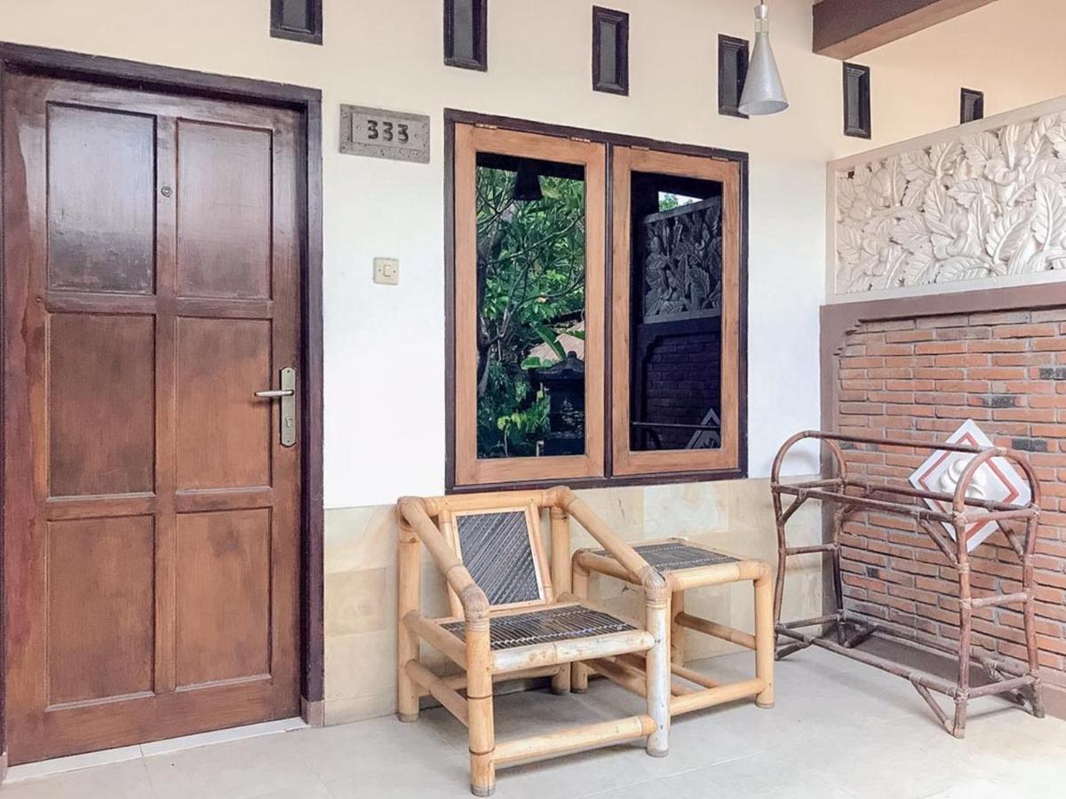 Oka Homestay Mitra Reddoorz Mataram Kültér fotó